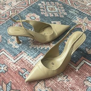 Zara Women's Beige Pointed Slingback Heels